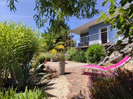 CHALET DE L'EPINETTE, hotel in Plourhan