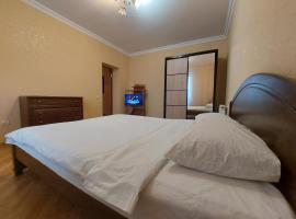 Однокімнатна біля автостанції, вулиця Зацепи, khách sạn spa ở Lutsʼk