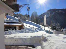 Residence Prapoz, hotel in Urtijëi