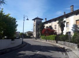 Al Castello di Aiello, guesthouse kohteessa Aiello del Friuli