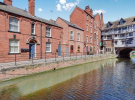 Modern Apartment in Central Lincoln, hotell i Lincoln