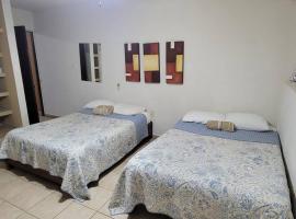 Departamento 2 camas matrimoniales K, wifi, Aire acondicionado, estacionamiento cruzando calle, Hotel in Ciudad Valles