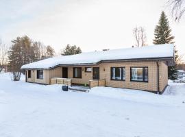 Cozy five bedroom house