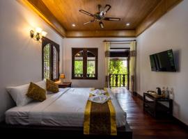 Villa Mira Heritage, hotel near Luang Prabang International Airport - LPQ, Luang Prabang