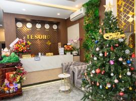 Tesoro Hotel，芽莊Pham Van Dong Beach的飯店