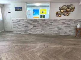 Days Inn by Wyndham Birmingham/West