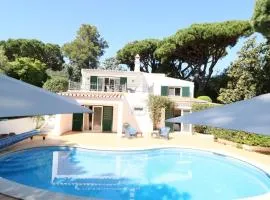 Beautiful Portuguese Villa Casa Das Buganvillas 3 Bedrooms Close to Praca Private Pool Vale Do Lobo