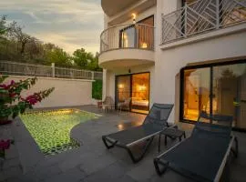 Icon Beach Suites Hotel Sovalye Island