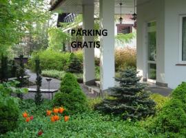 Hotel Flora, hotel v Lodži