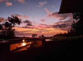 Horizon Hill Villa, hotel i Pirae