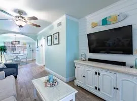 Gorgeous Coastal Condo Barefoot Beach Indian Shore