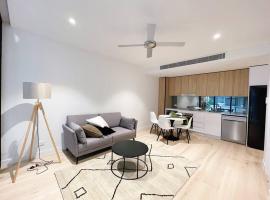 New Modern apartment next to Westfield Chermside, hotel poblíž významného místa Geebung, Brisbane