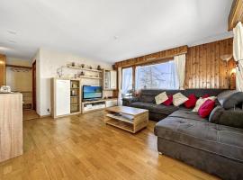 4 Valleys- Charming apartment 6 people 150m from the gondolas, hotel in Nendaz