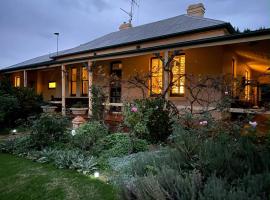 Wonga - A secluded oasis in the heart of Parkes, hotel care acceptă animale de companie din Parkes