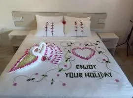 Thoddoo Garden inn