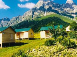 Ushba Cottages, ski resort in Mazeri