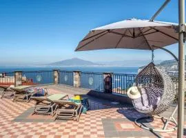 VILLA CARUSO PRIVATE HEATED POOL & SEA VIEW