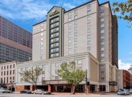 La Quinta Inn & Suites by Wyndham New Orleans Downtown, khách sạn ở New Orleans