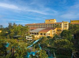 Fariyas Resort Lonavala, курортный отель в городе Лонавала