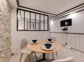 Chaleureux plein centre ville et proche du Lac