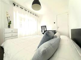 Apartamento Cebra, hotel with parking in Zaragoza