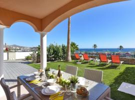 Chalet Santa Ana 2 by VillaGranCanaria, hotel v destinaci Playa del Ingles