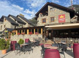 San Anton Benasque、ベナスケのホテル