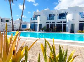 RED, hotel near Lanzarote Golf Resort, Puerto del Carmen