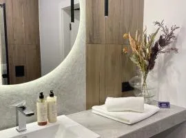 ApartCentrum-CHARLOTTE -PARKING-Air conditioning