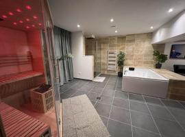 Appart Spa Privatif Laon, apartment in Laon