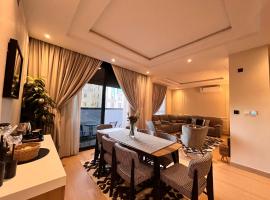 شقة فندقية لاكجري مع بلكونة الملقا, residence a Riyad