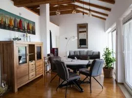 Officinalis - Family Vacation House