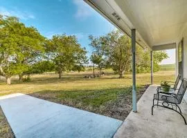 9 Mi to Belton Lake Home with Large Yard Space!