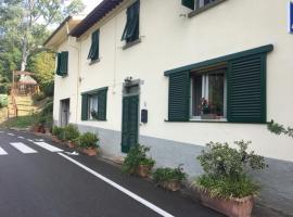 Casa Ponte di Sorana near Lucca,Firenze,Pisa, hotel med parkering i Aramo
