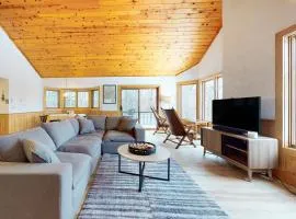 White Mountain Chalet