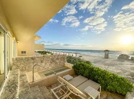 The Villas Cancun by Grand Park Royal - All Inclusive