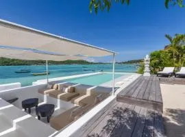 Villa Lagoon - Elegant & Absolute BeachFront in Nusa Ceningan