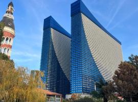 Superior Sea View Aparthotel in Orbi City Batumi, ubytování v soukromí na pláži v destinaci Batumi