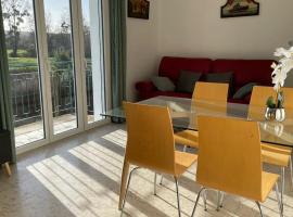 Maison 4 personnes dans village Cœur du perche avec toutes commodités Min 2 nuits, hotel v destinaci Condé-sur-Huisne