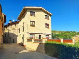 CASA DEL HUEVO, 8 a 16 pers, RIOJA ALAVESA, a 15km de Logroño y Laguardia
