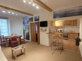 Les petits maillots Hyper centre 4 voyageurs BY HOLIDIEPPE