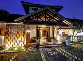 Rumah Mertua Heritage, отель в Джокьякарте, рядом находится Торговый центр Jogja City