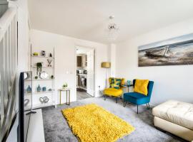 2-Bedroom Holiday Home With Private Garden & Parking, khách sạn giá rẻ ở Edinburgh