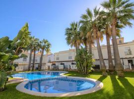 Adosado con piscina y jardín - Palm Beach 102 ALBERT VILLAS, hotel di Alcossebre