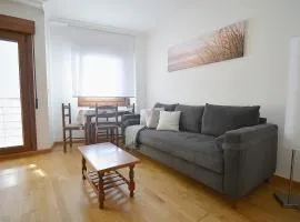 GALIHOST - Céntrico apartamento con parking en O Grove