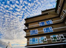 Hotel Acropolis, hotel em Shillong