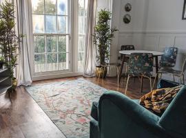 Slateford House 1770 Luxury Aparthotel by The House of Danu, hotel v destinaci Edinburgh
