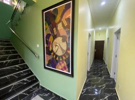C7 Hazelwood Residence & Suites, hotell i Abuja