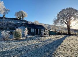 Ramulligan Cottage, cabaña o casa de campo en Cavan
