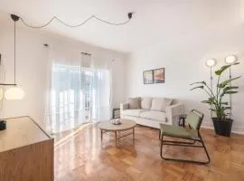 Coral Apartment by Olala Homes
